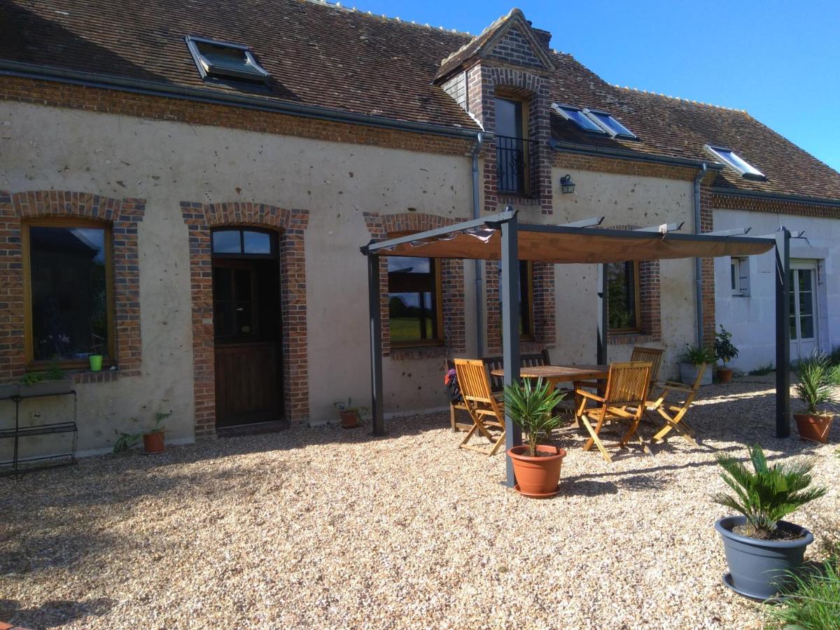 Chambre Avec Sdb Privative En Pleine Campagne Baillou 外观 照片