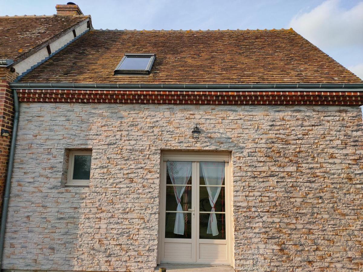 Chambre Avec Sdb Privative En Pleine Campagne Baillou 外观 照片